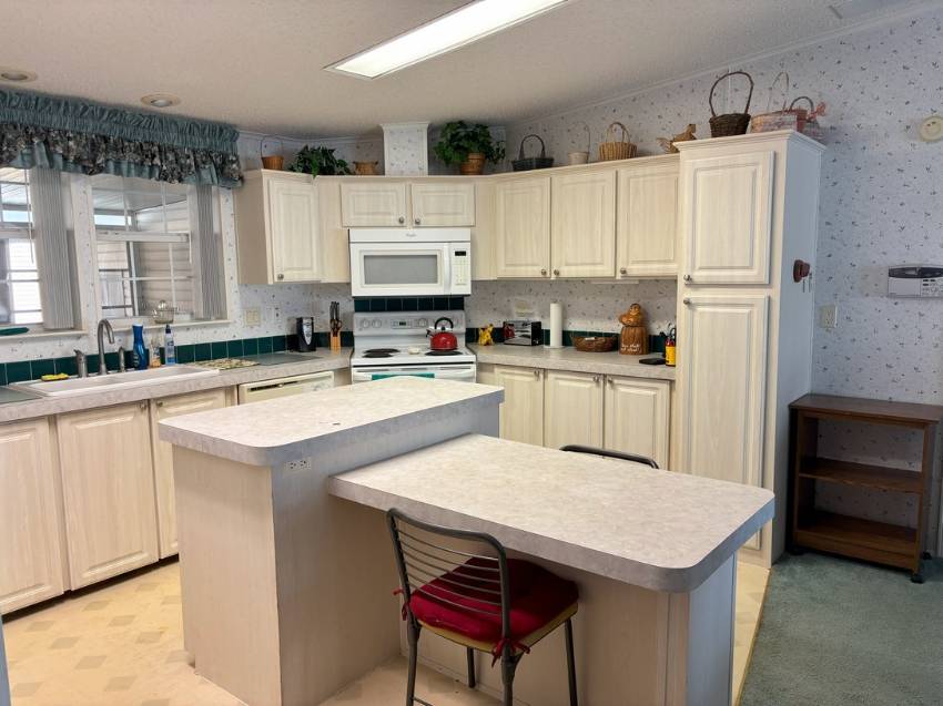 3003 Pine Valley Drive a Winter Haven, FL Mobile or Manufactured Home for Sale